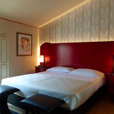 Hotel Verdi Boutique Hotel Parma Bagian luar foto